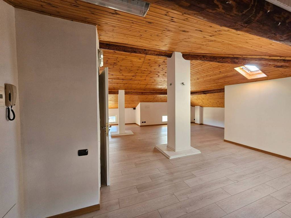 appartamento in vendita a Brembate di Sopra