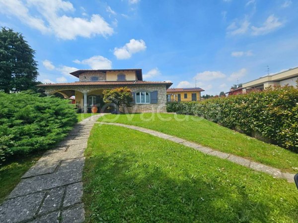 casa indipendente in vendita a Brembate di Sopra