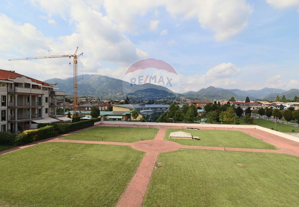 appartamento in vendita a Brembate di Sopra