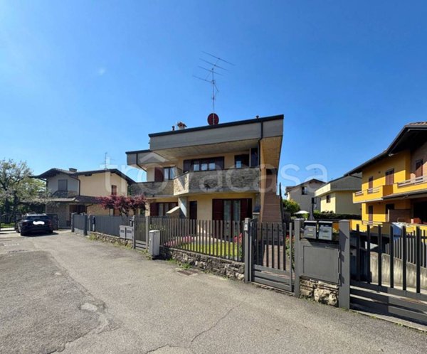 appartamento in vendita a Brembate di Sopra