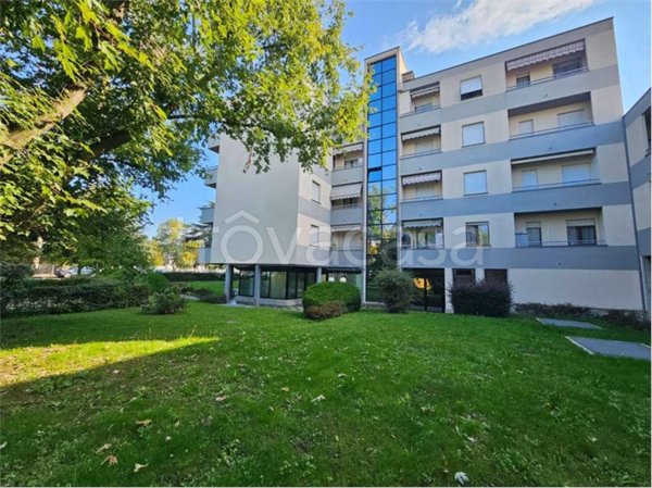appartamento in vendita a Brembate di Sopra