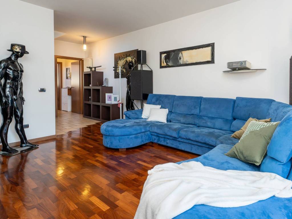 appartamento in vendita a Brembate di Sopra