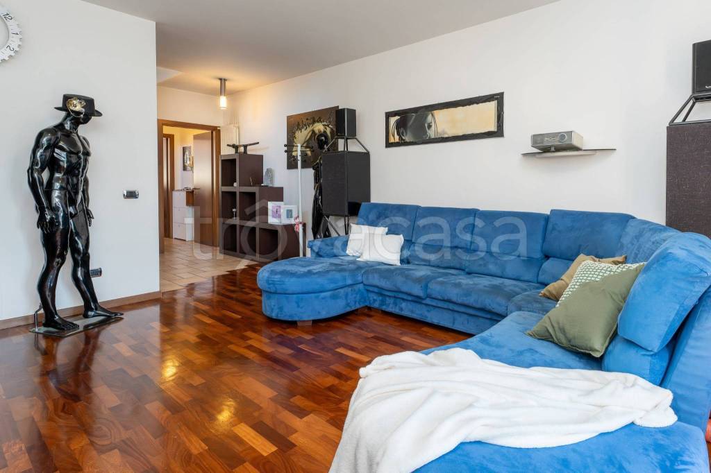 appartamento in vendita a Brembate di Sopra