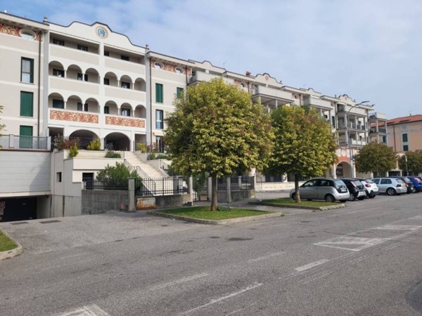appartamento in vendita a Brembate di Sopra