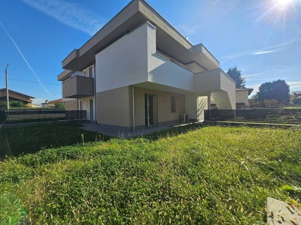 appartamento in vendita a Brembate di Sopra