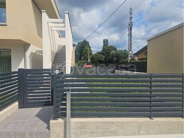 appartamento in vendita a Brembate di Sopra