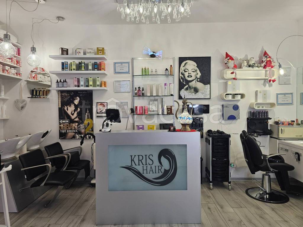 negozio in vendita a Brembate di Sopra