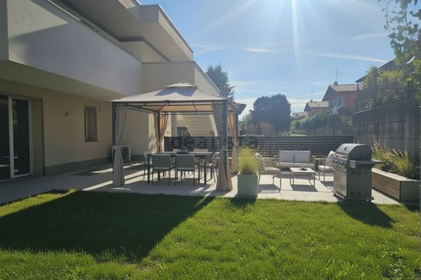 appartamento in vendita a Brembate di Sopra