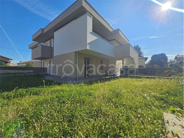 appartamento in vendita a Brembate di Sopra