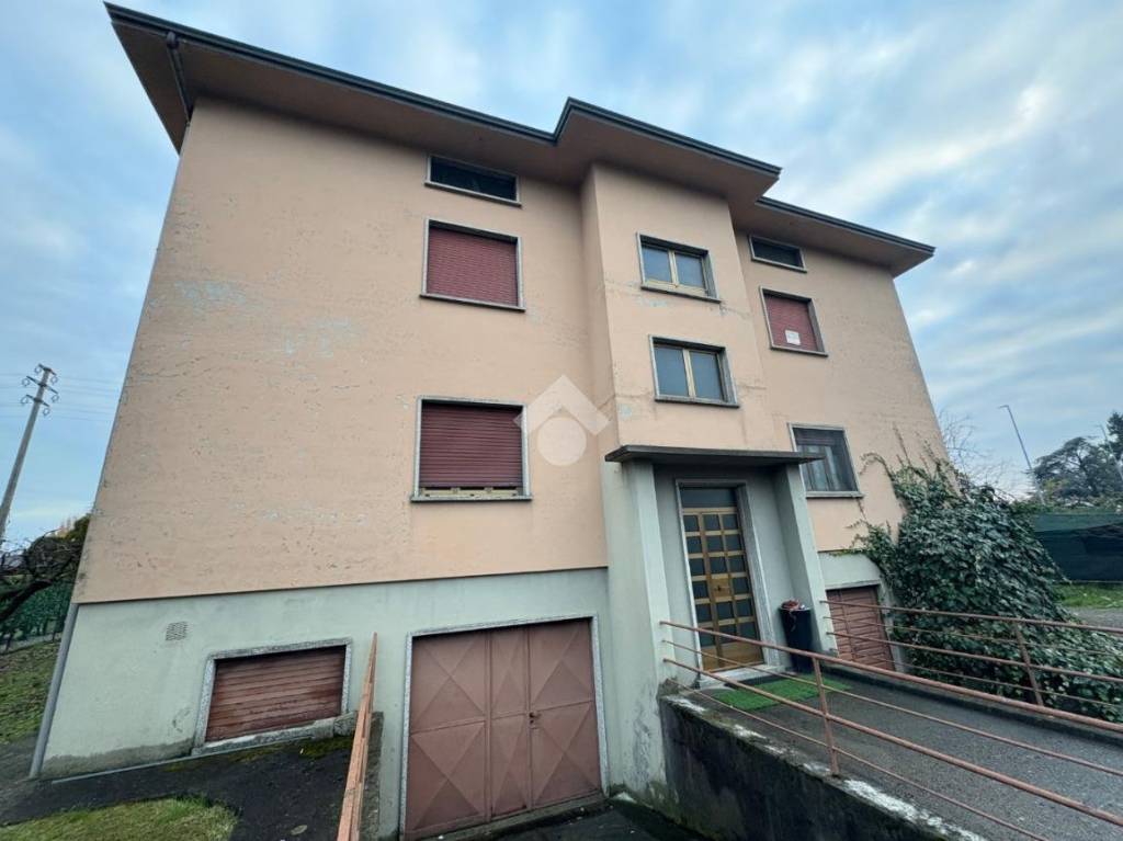 appartamento in vendita a Brembate di Sopra