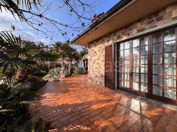 casa indipendente in vendita a Brembate di Sopra