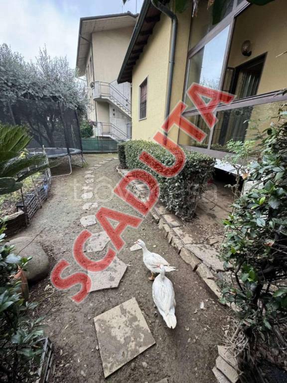 casa indipendente in vendita a Brembate di Sopra