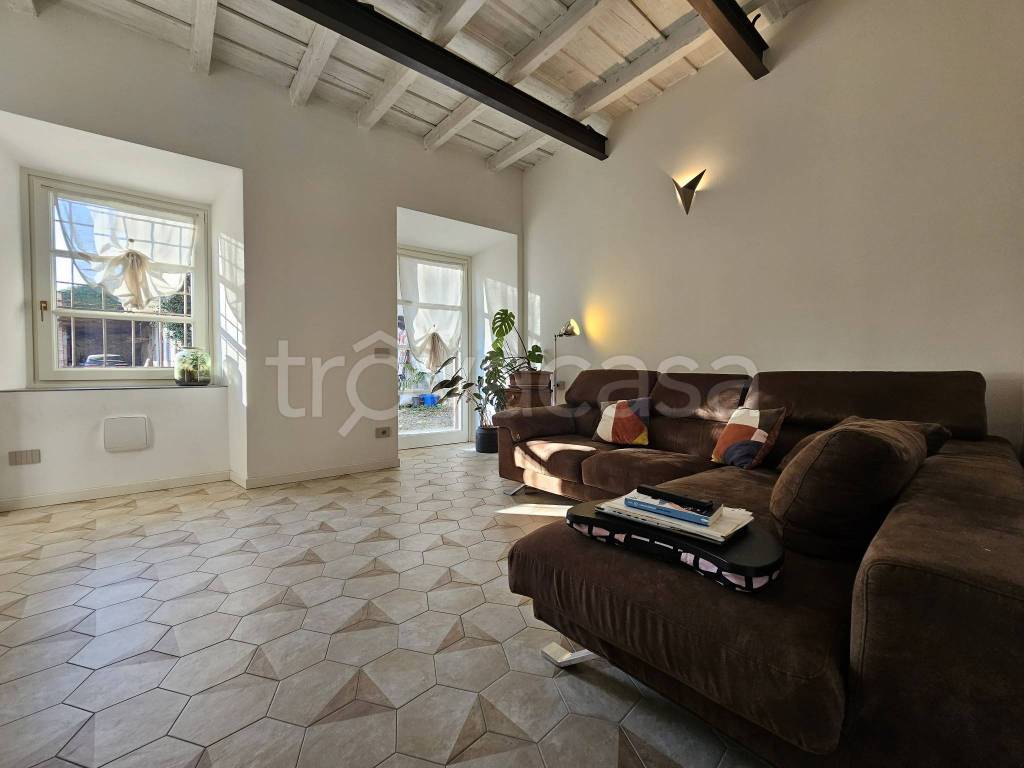 casa indipendente in vendita a Brembate di Sopra