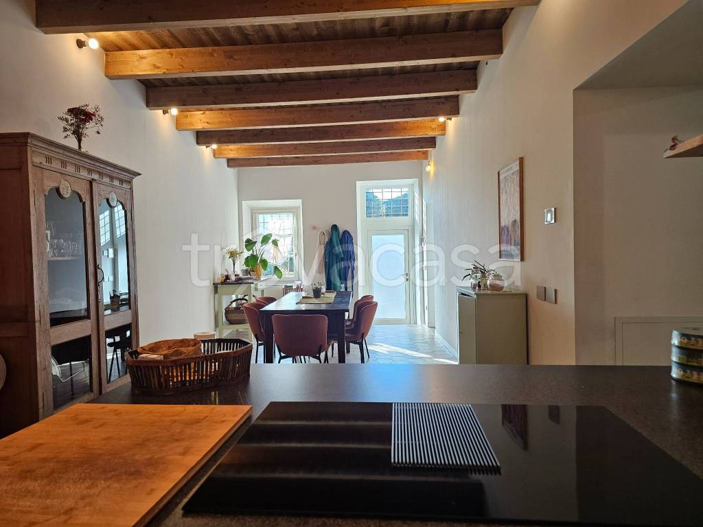 casa indipendente in vendita a Brembate di Sopra