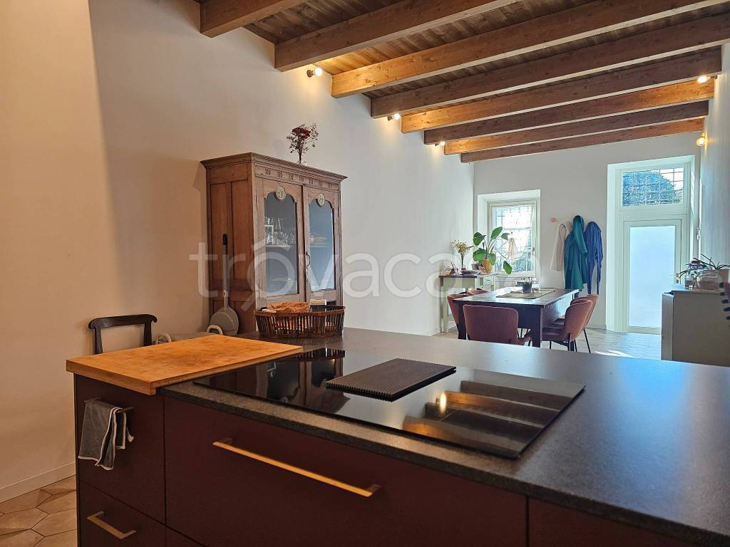 casa indipendente in vendita a Brembate di Sopra