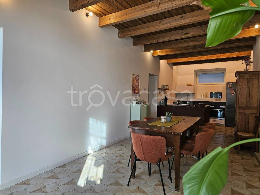 casa indipendente in vendita a Brembate di Sopra