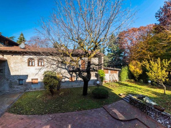 casa indipendente in vendita a Brembate di Sopra