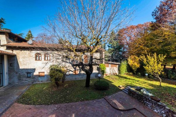 casa indipendente in vendita a Brembate di Sopra