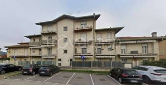 appartamento in vendita a Brembate di Sopra