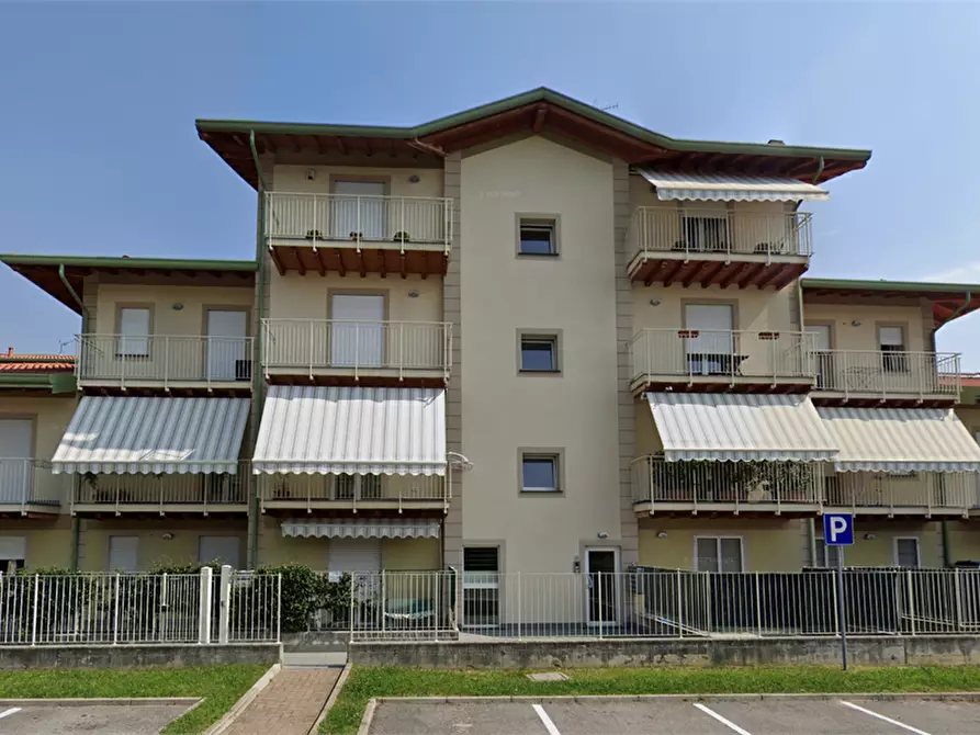 appartamento in vendita a Brembate di Sopra