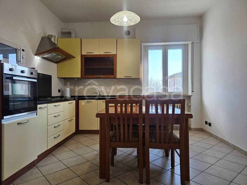 appartamento in vendita a Brembate di Sopra