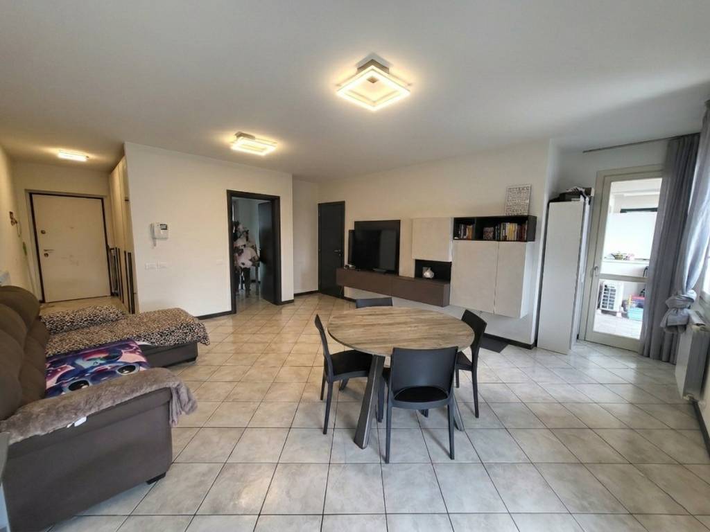 appartamento in vendita a Brembate di Sopra