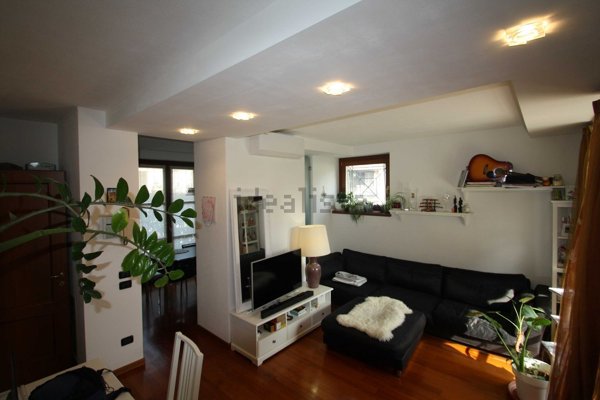 casa indipendente in vendita a Brembate di Sopra