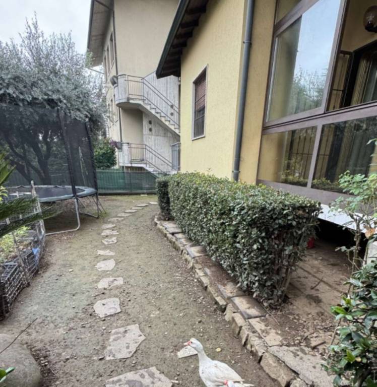 casa indipendente in vendita a Brembate di Sopra