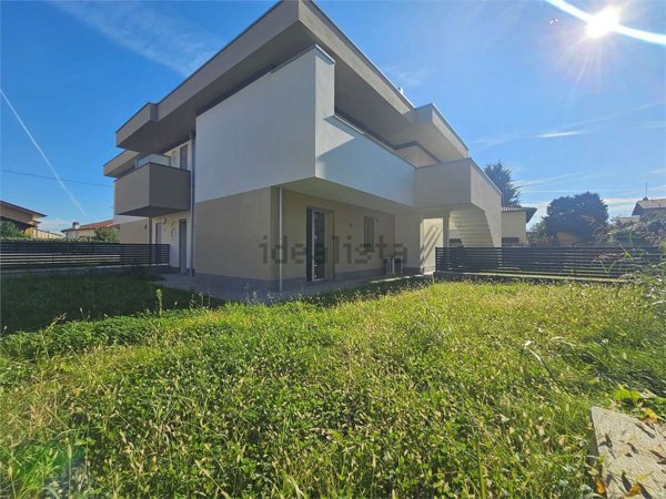 appartamento in vendita a Brembate di Sopra