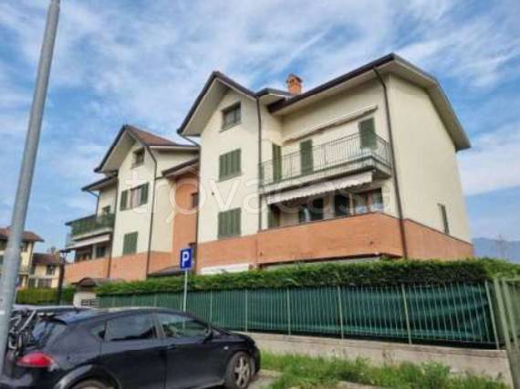 appartamento in vendita a Brembate di Sopra