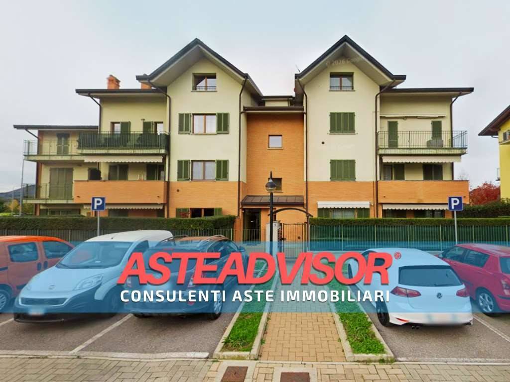 appartamento in vendita a Brembate di Sopra
