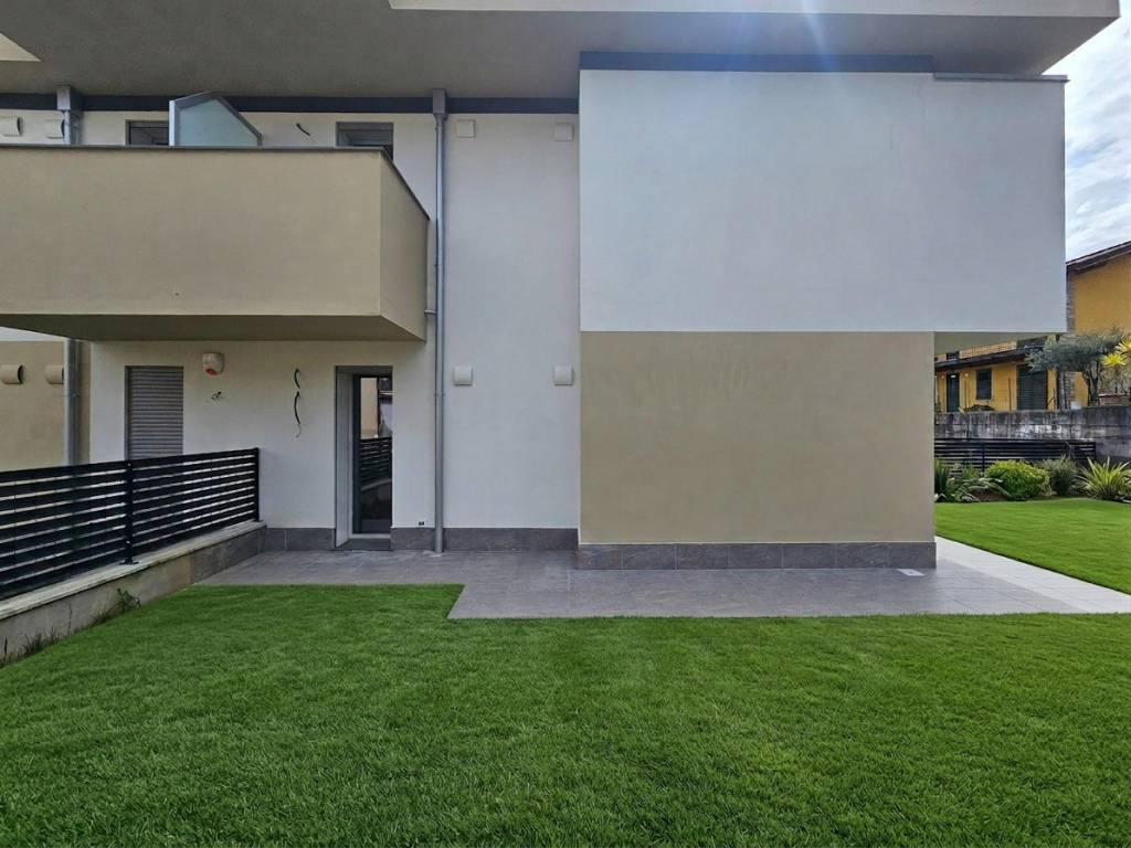 appartamento in vendita a Brembate di Sopra