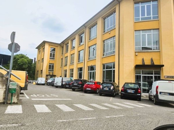 ufficio in vendita a Brembate di Sopra