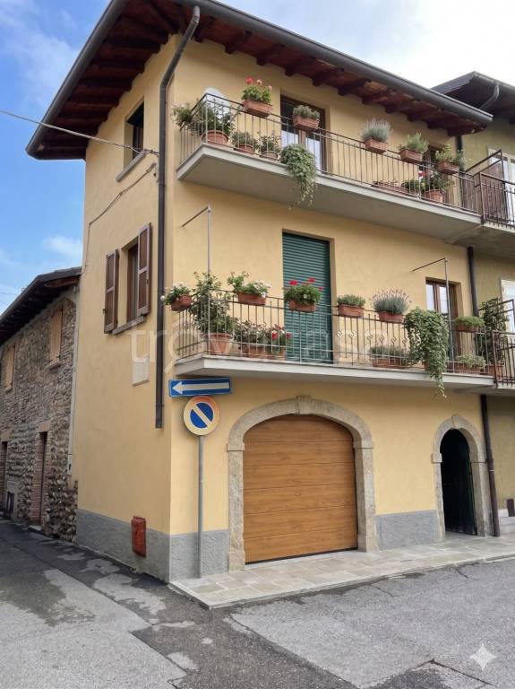 appartamento in vendita a Brembate di Sopra