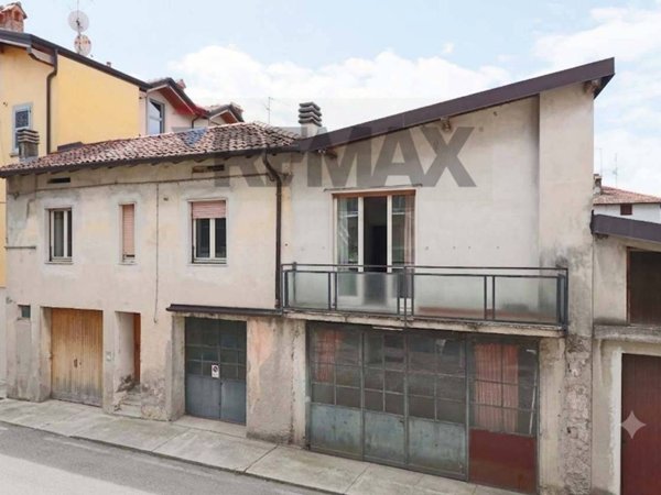 casa indipendente in vendita a Brembate di Sopra
