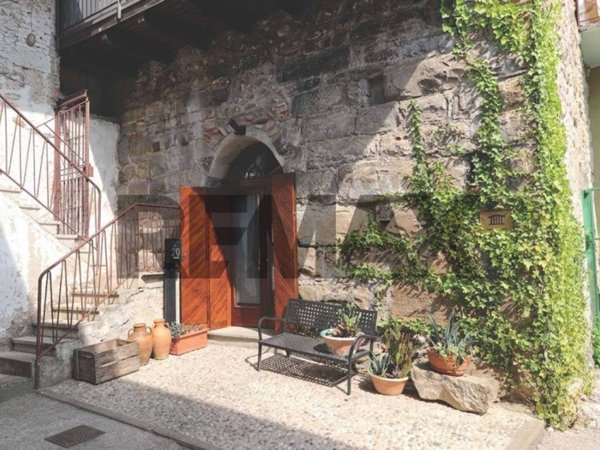 casa indipendente in vendita a Brembate di Sopra