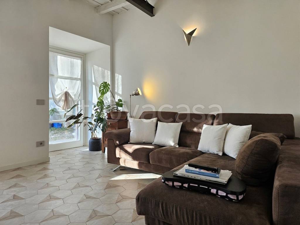 casa indipendente in vendita a Brembate di Sopra