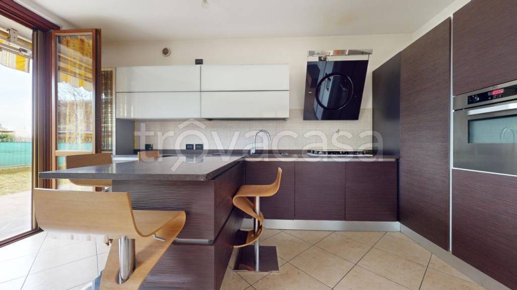 casa indipendente in vendita a Brignano Gera d'Adda