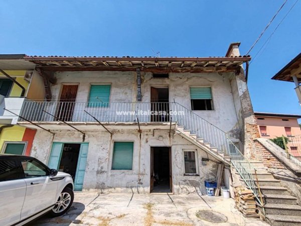 appartamento in vendita a Brignano Gera d'Adda