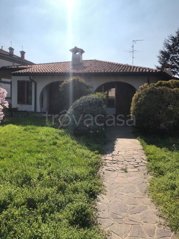 casa indipendente in vendita a Brignano Gera d'Adda