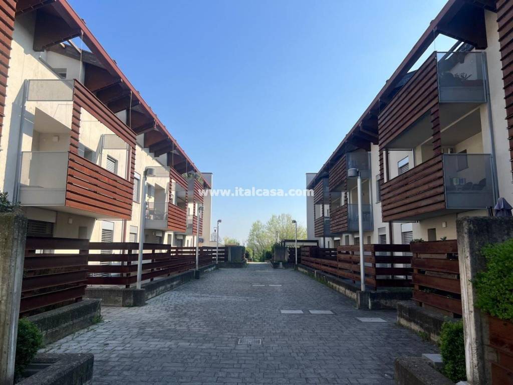 appartamento in vendita a Brignano Gera d'Adda