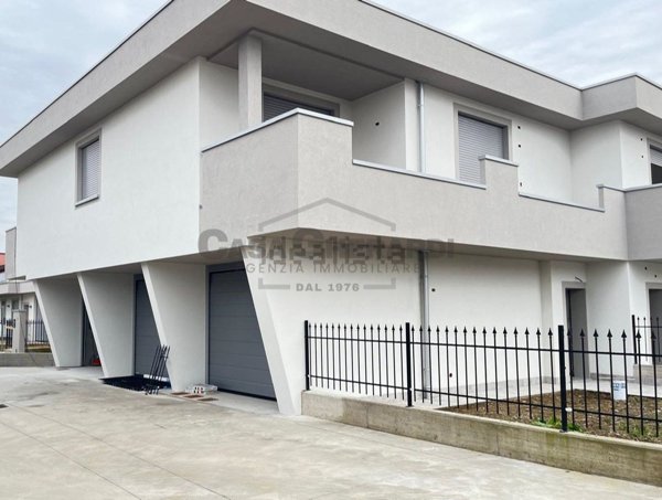 appartamento in vendita a Brignano Gera d'Adda