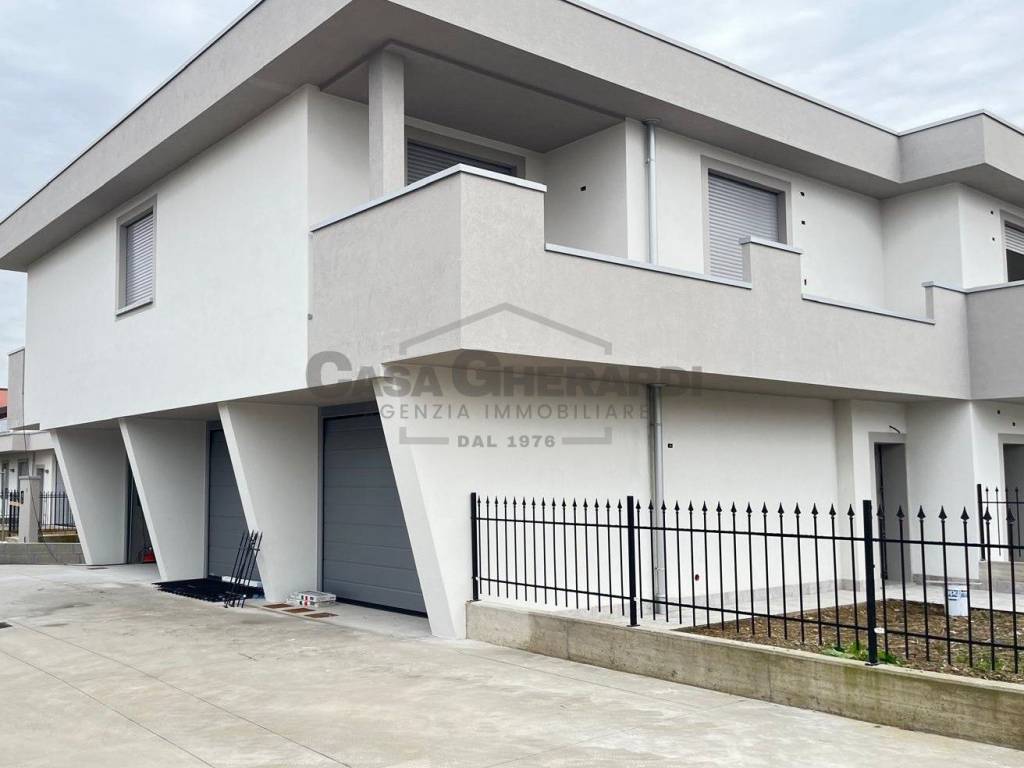 appartamento in vendita a Brignano Gera d'Adda