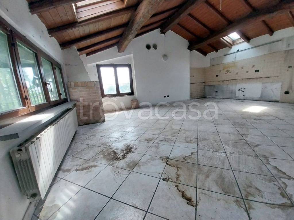 appartamento in vendita a Brignano Gera d'Adda