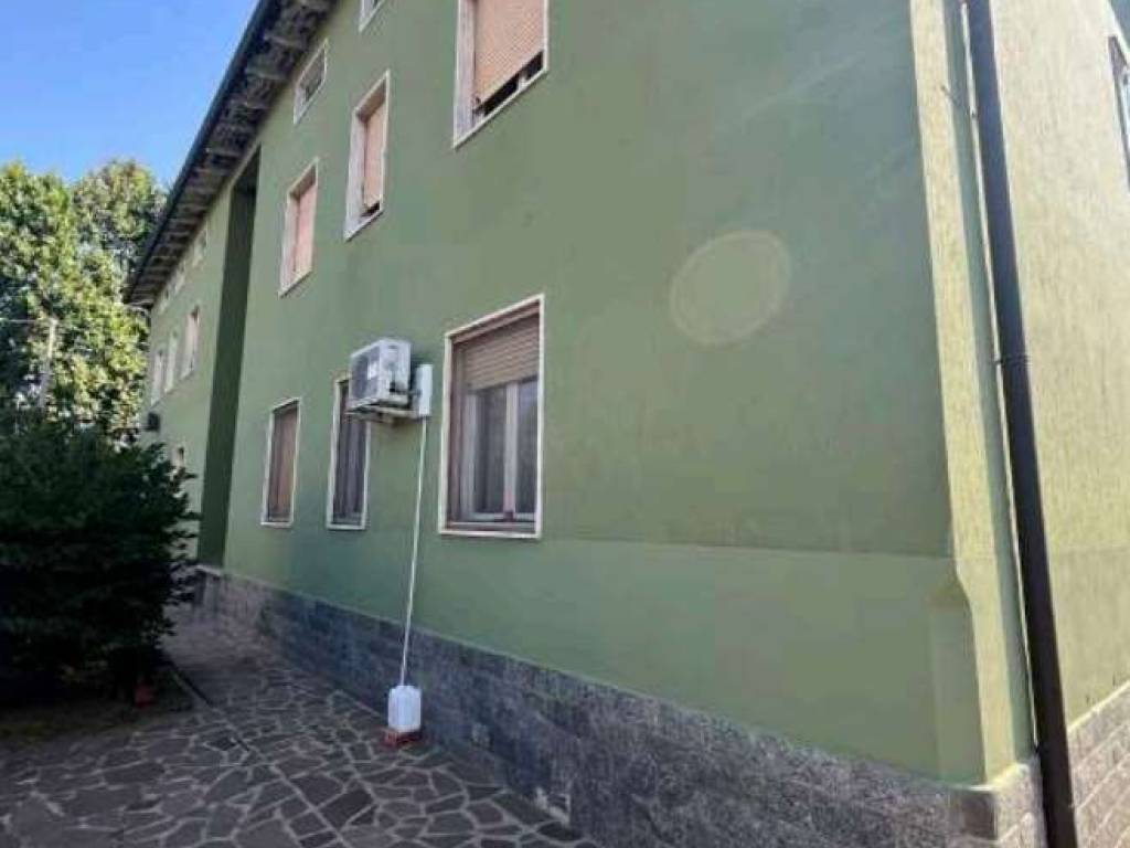 appartamento in vendita a Brignano Gera d'Adda