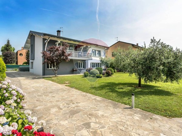 casa indipendente in vendita a Brignano Gera d'Adda