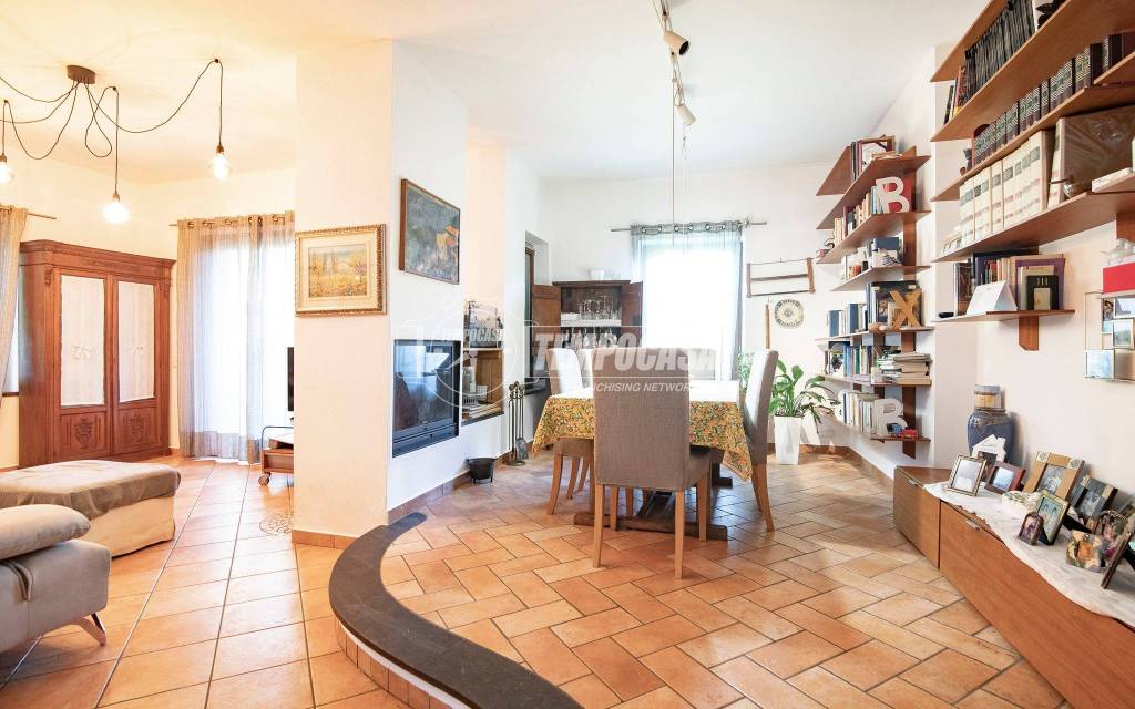 casa indipendente in vendita a Brignano Gera d'Adda
