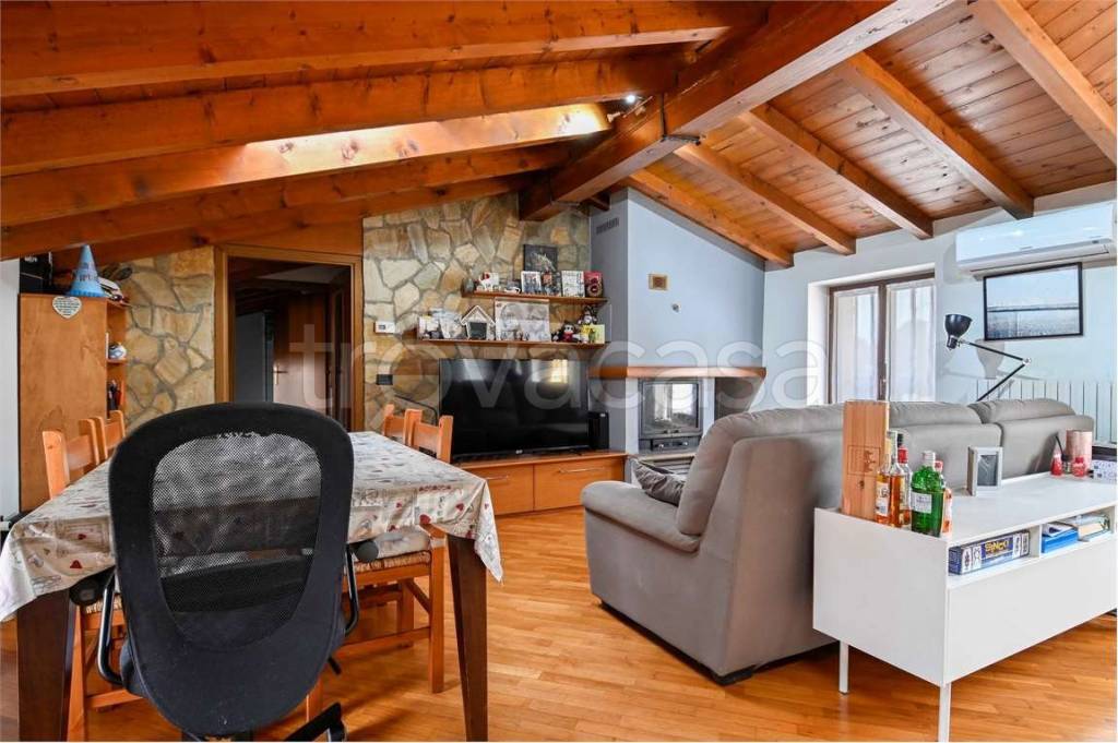 appartamento in vendita a Brignano Gera d'Adda