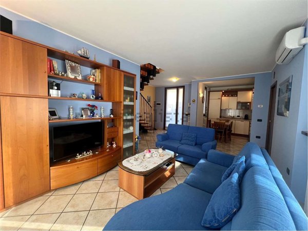 casa indipendente in vendita a Brignano Gera d'Adda