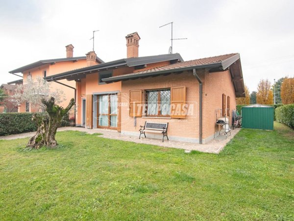 casa indipendente in vendita a Brignano Gera d'Adda